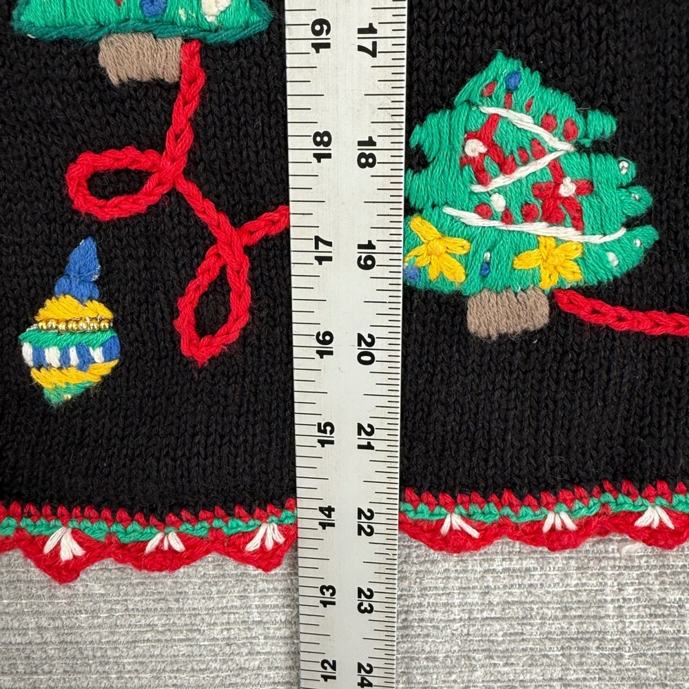 Nutcracker Vtg Christmas Cardigan Sweater Holiday Trees Womens M Cottage Teacher - Picture 7 of 11
